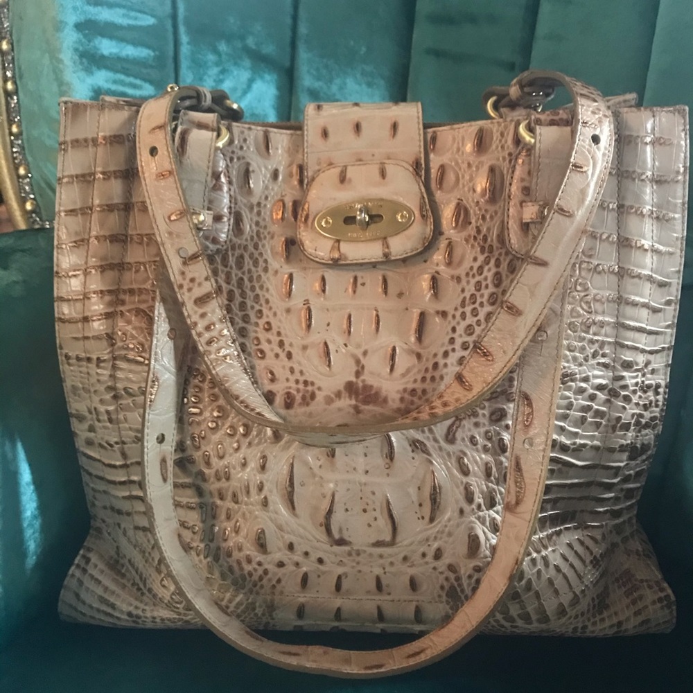 EUC Authentic Brahmin Shoulder Bag